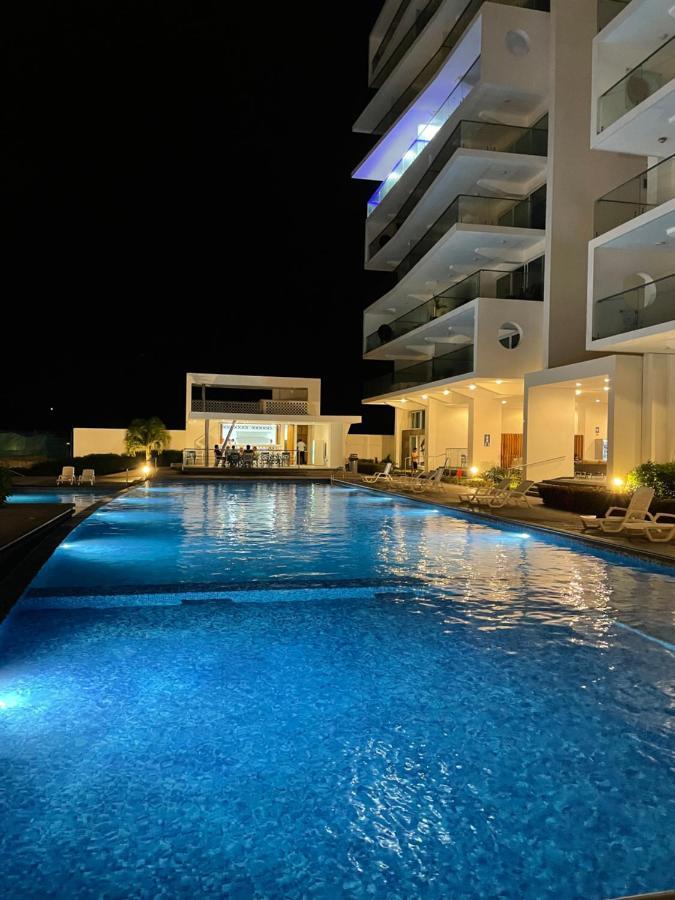 Resort Playa Azul Departamentos Frente Al Mar Tonsupa Zewnętrze zdjęcie