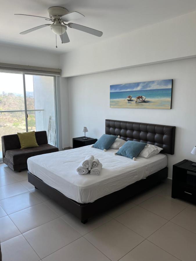 Resort Playa Azul Departamentos Frente Al Mar Tonsupa Zewnętrze zdjęcie