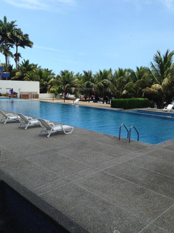 Resort Playa Azul Departamentos Frente Al Mar Tonsupa Zewnętrze zdjęcie