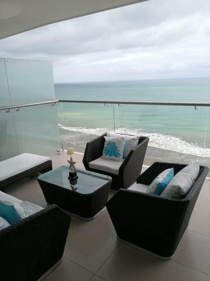 Resort Playa Azul Departamentos Frente Al Mar Tonsupa Zewnętrze zdjęcie